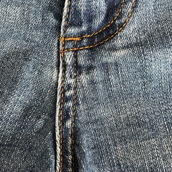 Kut From The Kloth Chloe Boyfriend Rolled Cuff Denim Shorts - Size 4 - Picture 5 of 7